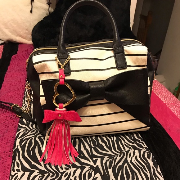 Betsey Johnson Handbags - Betsey Johnson Satchel/Handbag